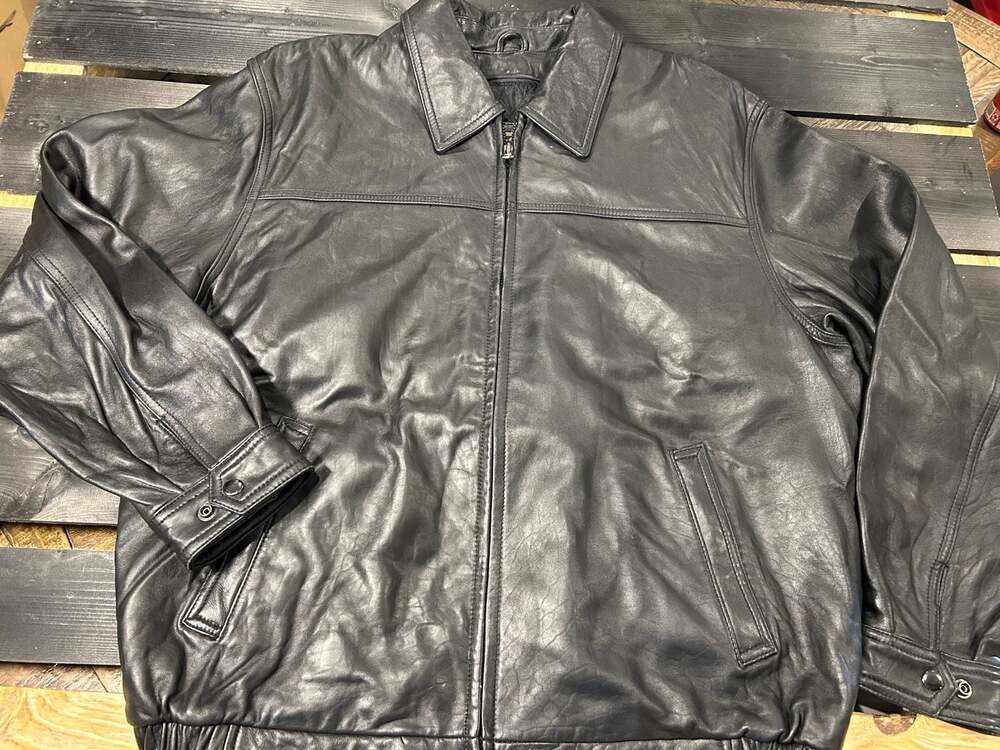 American Classics Colebrook Men's Quilted Lined Genuine Leather Bomber Jacket